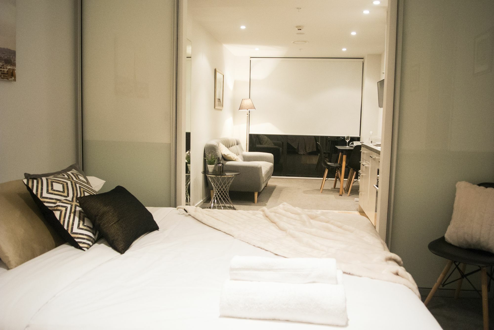 Brand New Apartment With Pool & Gym Auckland Dış mekan fotoğraf